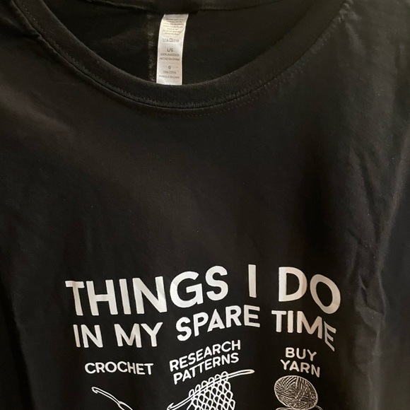 Black Graphic T-Shirt with Crochet Design - Picture 2 of 2